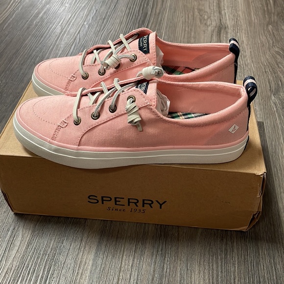 Sperry - ladies slip on - Picture 6 of 6